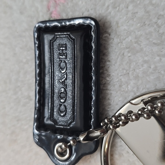 NWOT Coach Metal Purse Charm & Hang Tag - Picture 3 of 4